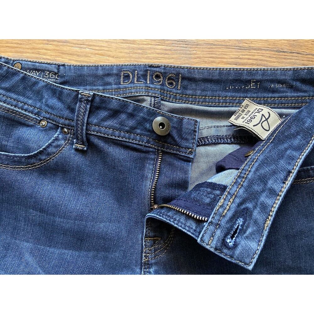 DL1961 Lindsey Slim Straight Denim Jeans sz 30 - Picture 5 of 9